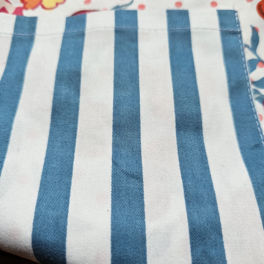 Pantry Cotton Floral Apron With Striped Pocket